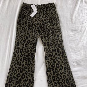 DEREK LAM 10 CROSBY Leopard trouser, Size 4 NWT